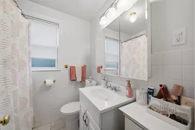 5704 W Newport Avenue, Chicago, IL 60634 - Photo 15