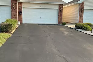 5613 W Sutton Pl, Monee, IL 60449 - Photo 1