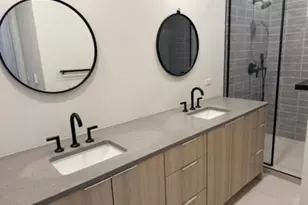 1356 W Chestnut St, Chicago, IL 60642 - Photo 7