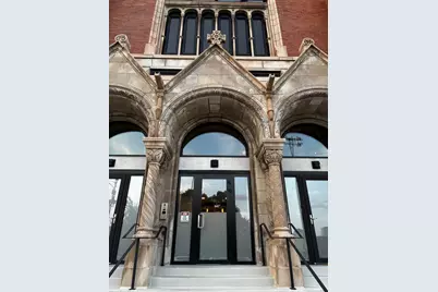 1356 W Chestnut Street #203, Chicago, IL 60642 - Photo 3