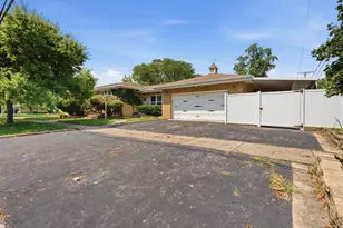 545 S 6th Ave, La Grange, IL 60525 - Photo 17