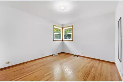 545 S 6th Avenue, La Grange, IL 60525 - Photo 9