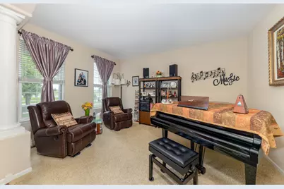815 Preston Lane, Oswego, IL 60543 - Photo 5
