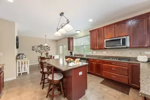 815 Preston Ln, Oswego, IL 60543 - Photo 9