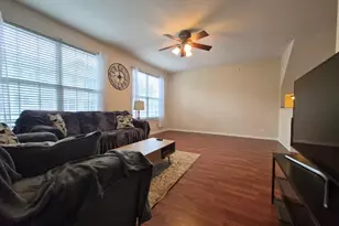 2337 Hudson Cir, Aurora, IL 60502 - Photo 7