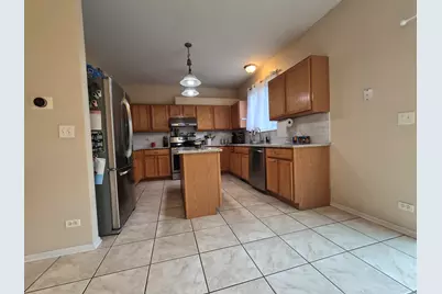 2337 Hudson Circle #2337, Aurora, IL 60502 - Photo 11