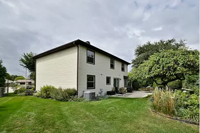 128 Hunter's Circle, Schaumburg, IL 60193 - Photo 23