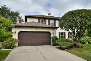 128 Hunters Cir, Schaumburg, IL 60193 - Photo 1