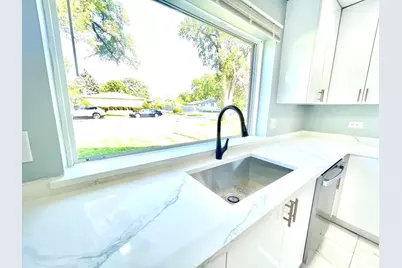 15822 S Ashland Avenue, Harvey, IL 60426 - Photo 11