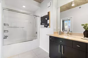 611 S Wells St, Chicago, IL 60607 - Photo 17