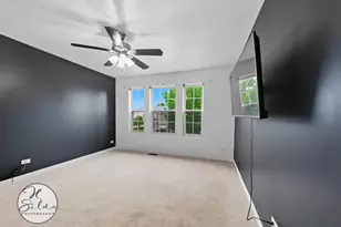 708 Bay Shore Dr, Pingree Grove, IL 60140 - Photo 9