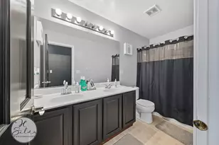708 Bay Shore Dr, Pingree Grove, IL 60140 - Photo 13