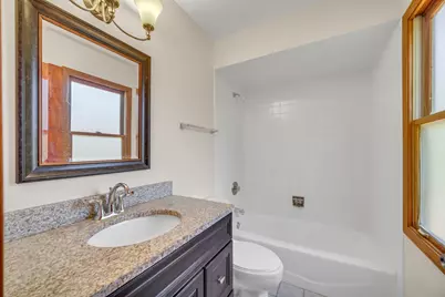 8885 Dryden Street, Woodridge, IL 60517 - Photo 35