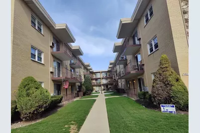 4835 N Central Avenue #212, Chicago, IL 60630 - Photo 1