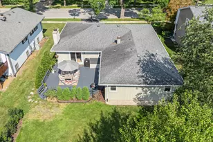 1737 Clyde Dr, Naperville, IL 60565 - Photo 29