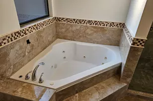 4420 S Berkeley Ave, Chicago, IL 60653 - Photo 27