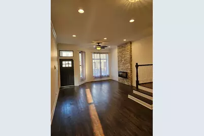 4420 S Berkeley Avenue, Chicago, IL 60653 - Photo 3