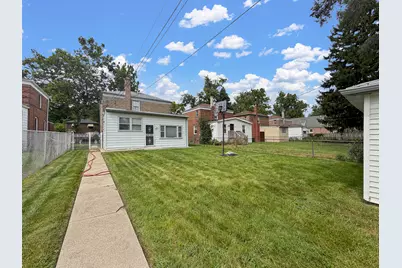 8439 S Hoyne Street, Chicago, IL 60620 - Photo 3