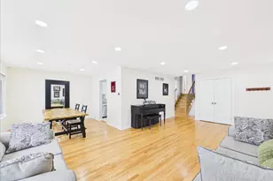 7427 Keeler Ave, Skokie, IL 60076 - Photo 11