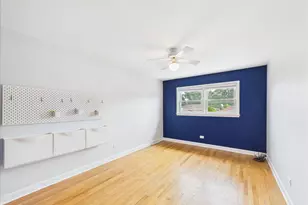 7427 Keeler Ave, Skokie, IL 60076 - Photo 23