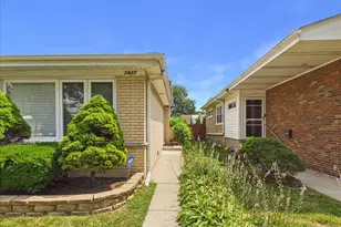 7427 Keeler Ave, Skokie, IL 60076 - Photo 9