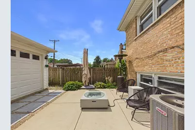 7427 Keeler Avenue, Skokie, IL 60076 - Photo 41