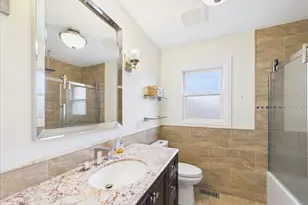 7427 Keeler Ave, Skokie, IL 60076 - Photo 31