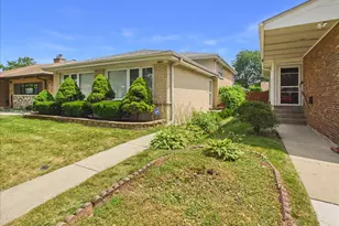 7427 Keeler Ave, Skokie, IL 60076 - Photo 5