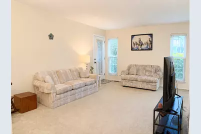 1404 Nottingham Court #D1, Wheeling, IL 60090 - Photo 7