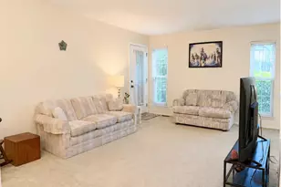 1404 Nottingham Ct, Wheeling, IL 60090 - Photo 7
