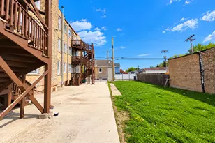 1208 S 57th Ave, Cicero, IL 60804 - Photo 11