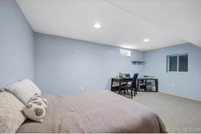 306 Pin Oak Drive, North Aurora, IL 60542 - Photo 23