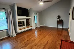 2315 Osage Dr, Champaign, IL 61821 - Photo 5