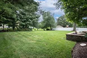 760 S River Rd, Naperville, IL 60540 - Photo 29
