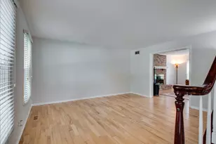 760 S River Rd, Naperville, IL 60540 - Photo 5