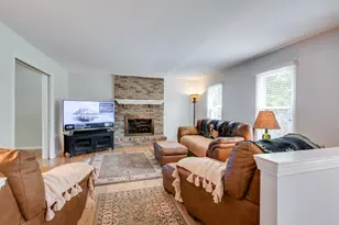 760 S River Rd, Naperville, IL 60540 - Photo 11