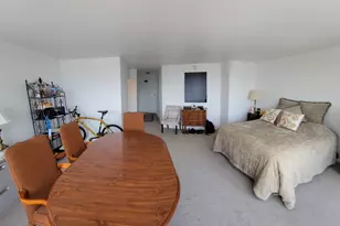 5415 N Sheridan Rd, Chicago, IL 60640 - Photo 3