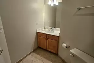 4770 N Manor Ave, Chicago, IL 60625 - Photo 13