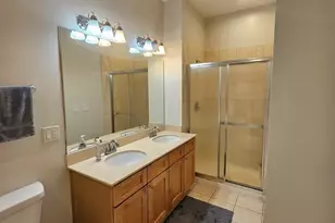 4770 N Manor Ave, Chicago, IL 60625 - Photo 11