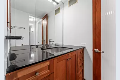 535 N Michigan Avenue #909, Chicago, IL 60611 - Photo 9