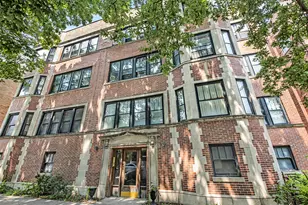 1350 E Hyde Park Blvd, Chicago, IL 60615 - Photo 1