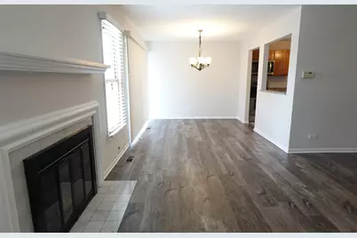 231 University Lane #D, Elk Grove Village, IL 60007 - Photo 11