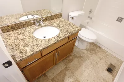 231 University Lane #D, Elk Grove Village, IL 60007 - Photo 15
