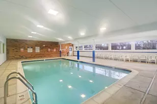 105 W Dover Dr, Mount Prospect, IL 60056 - Photo 25