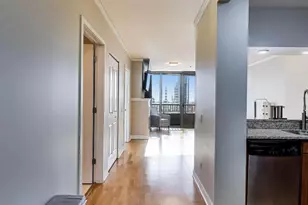 200 N Jefferson St, Chicago, IL 60661 - Photo 3