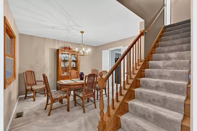 1109 Lancaster Avenue, Elk Grove Village, IL 60007 - Photo 5
