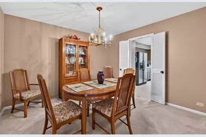 1109 Lancaster Avenue, Elk Grove Village, IL 60007 - Photo 3