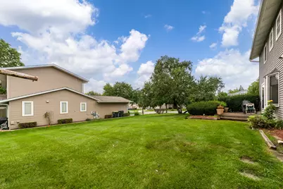 1109 Lancaster Avenue, Elk Grove Village, IL 60007 - Photo 29