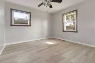 1031 Maple Ln, Elk Grove Village, IL 60007 - Photo 11