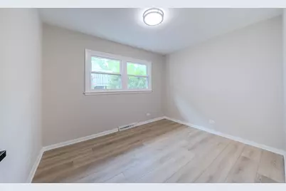 26 E Woodland Road, Lake Bluff, IL 60044 - Photo 17